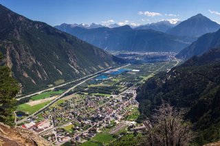 Le territoire du Parc s'étend sur 222km2 et sept communes, à savoir, Saint-Maurice, Evionnaz, Vernayaz, Martigny-Combe, Salvan, Finhaut et Trient.
